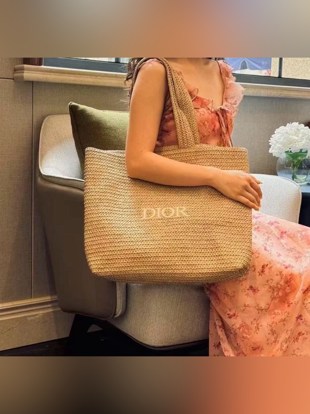 Dior Beauty Raffia Straw Tote Bag - Picture 8 of 8